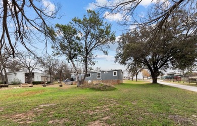 Welcome to this beautiful 2022 mobile home, offering peace of - photo 26