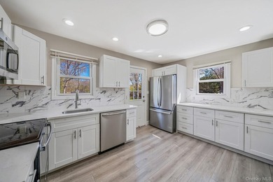 Beautiful Move-In Cape-Cod with Updated Kitchen With Lots Of - photo 2