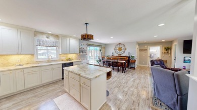 Beautifully updated 2-bedroom ranch with a fully remodeled main - photo 5