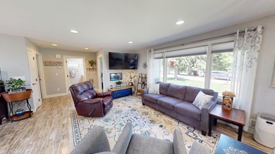 Beautifully updated 2-bedroom ranch with a fully remodeled main - photo 9