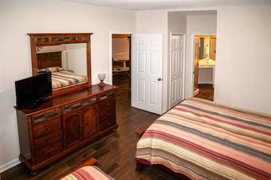 Welcome to your new 2 bed/2 bathroom condo located in the - photo 14