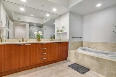 Cozy 22d floor 3BR/3BA overlooking the Intracoastal & ocean - photo 18