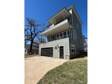 Lake Home For Sale in Gordonville, Texas