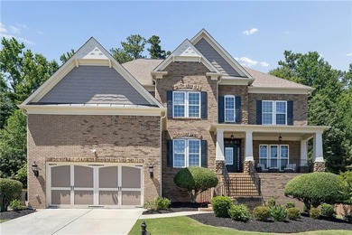 Experience elevated living in this fully renovated luxury estate - photo 1