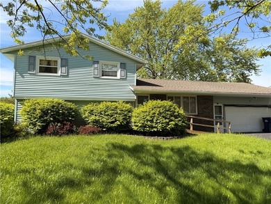 *Back on market* Financing fell through. No delayed negotiations - photo 1