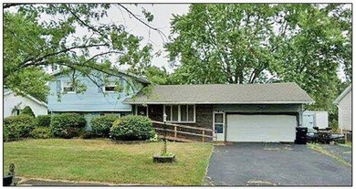 *Back on market* Financing fell through. No delayed negotiations - photo 2