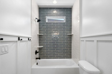 Luxury Smart Home Less Than a Mile from the Beach | Gated - photo 38