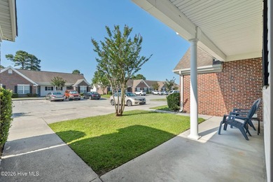 Discover the perfect blend of coastal-casual living and recent - photo 6
