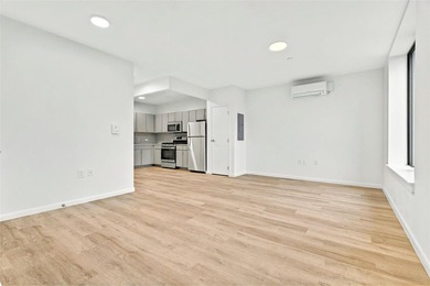 Welcome to the Soundview Park Townhouses. This is New - photo 7