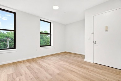 Welcome to the Soundview Park Townhouses. This is New - photo 10