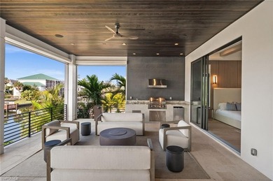 Completely reimagined and masterfully curated, this exceptional - photo 11