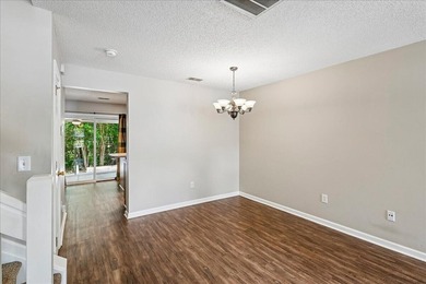 Welcome to 7948 Shadow Oak Drive in North Charleston, located in - photo 17