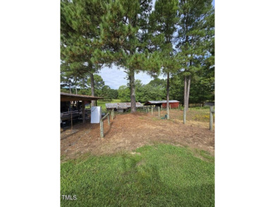 HORSE LOVERS DREAM!! GORGEOUS COUNTRY SETTING on 21.80 Acres in