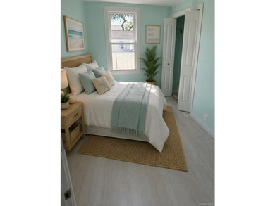 Completely newly renovated two bedroom, one bath Ranch with open - photo 20