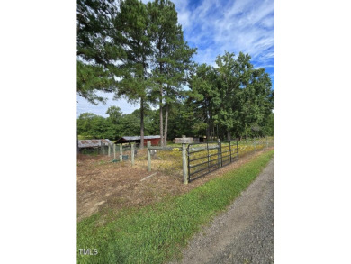 HORSE LOVERS DREAM!! GORGEOUS COUNTRY SETTING on 21.80 Acres in