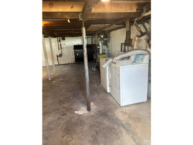 Completely newly renovated two bedroom, one bath Ranch with open - photo 40