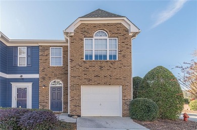 Lake Lanier Townhome/Townhouse For Sale in Flowery Branch Georgia