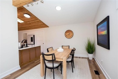 Completely renovated ranch with a fully finished basement in - photo 11