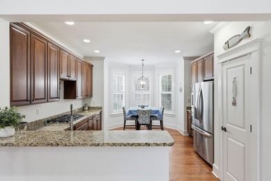 Welcome to the perfect blend of timeless Charleston charm - photo 12