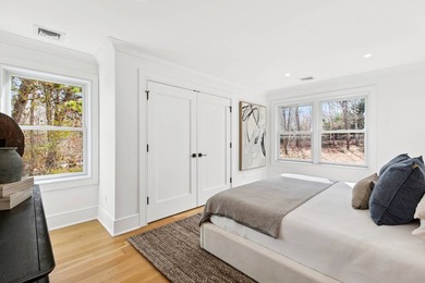 Welcome to this newly renovated, New England-inspired colonial - photo 15
