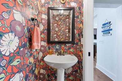 Welcome to the perfect blend of timeless Charleston charm - photo 21