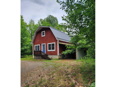 Lake Superior - Marquette County Home Active Under Contract in Marquette Michigan