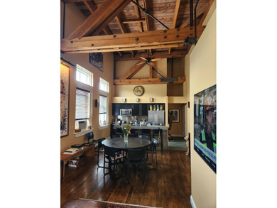 Rare opportunity to acquire a fully renovated, income-producing - photo 3