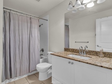 Remarkable 2 bedroom, 2 bathroom suite in *The Grove*, a - photo 24