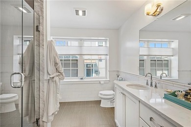 Tucked away in Newport's sought-after Historic Hill neighborhood - photo 24