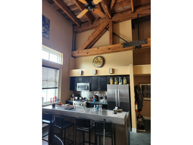 Rare opportunity to acquire a fully renovated, income-producing - photo 6