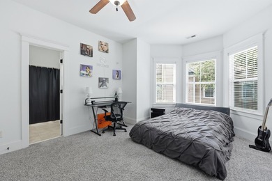 Welcome to the perfect blend of timeless Charleston charm - photo 29