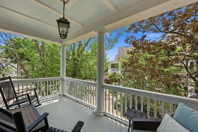 Welcome to the perfect blend of timeless Charleston charm - photo 31