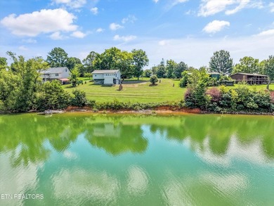 Douglas Lakefront Home. FIRST time on the Market! Lovely 2 bedrm - photo 38