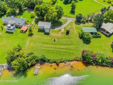 Douglas Lakefront Home. FIRST time on the Market! Lovely 2 bedrm - photo 39