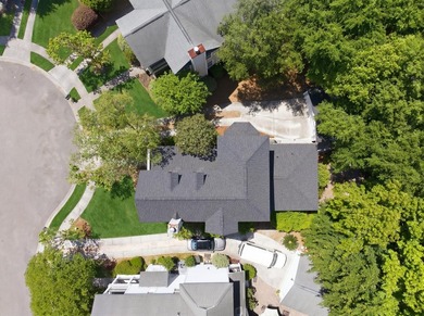 Welcome to the perfect blend of timeless Charleston charm - photo 42