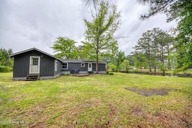 Located in the established Lakewood Estates community, this - photo 3