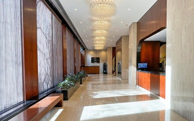 Massive Four-Bedroom Residence with Triple Exposures and Iconic - photo 14