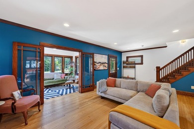 Timeless 1924 Craftsman beautifully blends historic character - photo 16