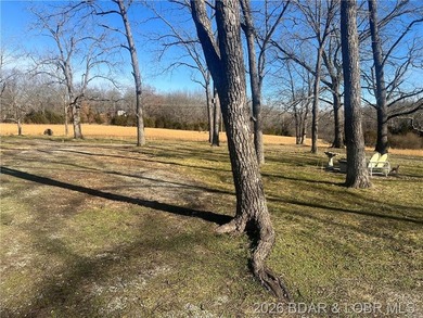 This is a beautiful setting close to town but yet private. This - photo 7
