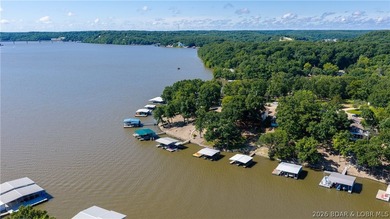 Lake front living at it's finest on the 36 Mile Marker - photo 33