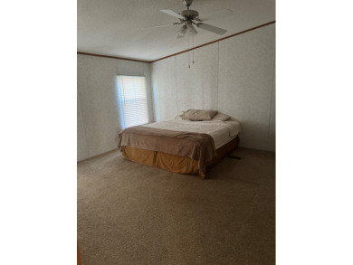 Lake front 4 bed  2.5 bath - photo 20