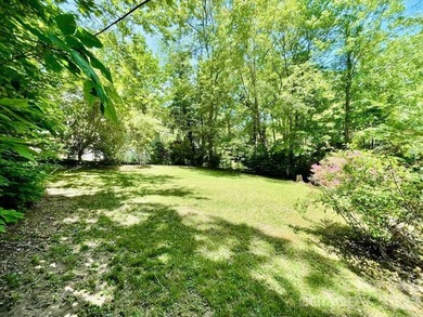 This charming home is in a prime location with no HOA fees and - photo 10