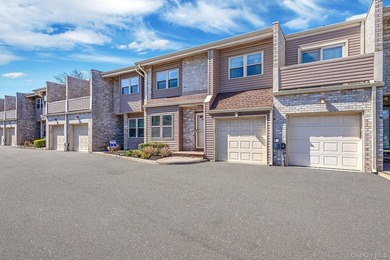 Oceanside - Brower Oakview Condominium - Beautiful 3-bedroom, 2 - photo 2