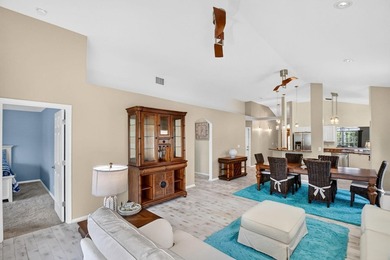 WOW - Awesome Lakefront home, turnkey and ready for new owners - photo 22
