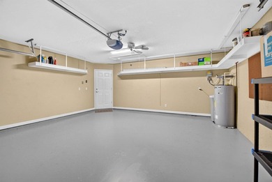 WOW - Awesome Lakefront home, turnkey and ready for new owners - photo 40