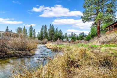 Welcome to Elk Creek Retreat- a beloved escape located moments - photo 1