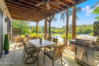 Welcome to your own private waterfront retreat! Built in 2022 - photo 42