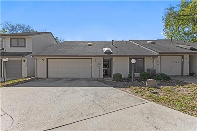 (private lake, pond, creek) Townhome/Townhouse For Sale in Kansas City Missouri