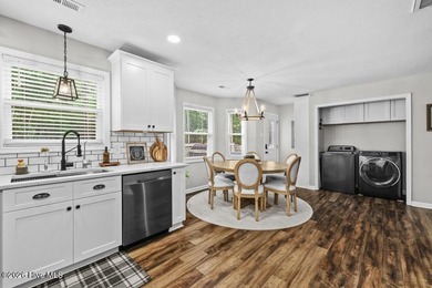 Beautifully updated and remodeled in 2021, this 3-bedroom - photo 10