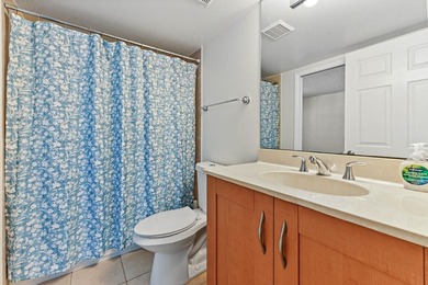 Live in resort style amenities in this spacious, open floor plan - photo 14